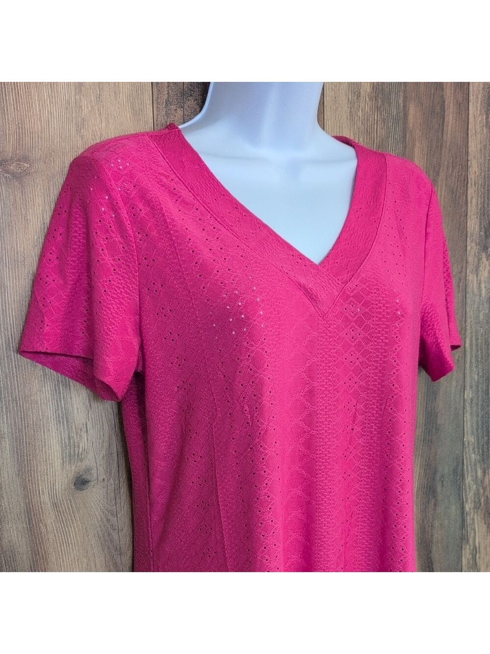 NWT Sampeel Fuchsia V-Neck Women's Holy Top S             R185